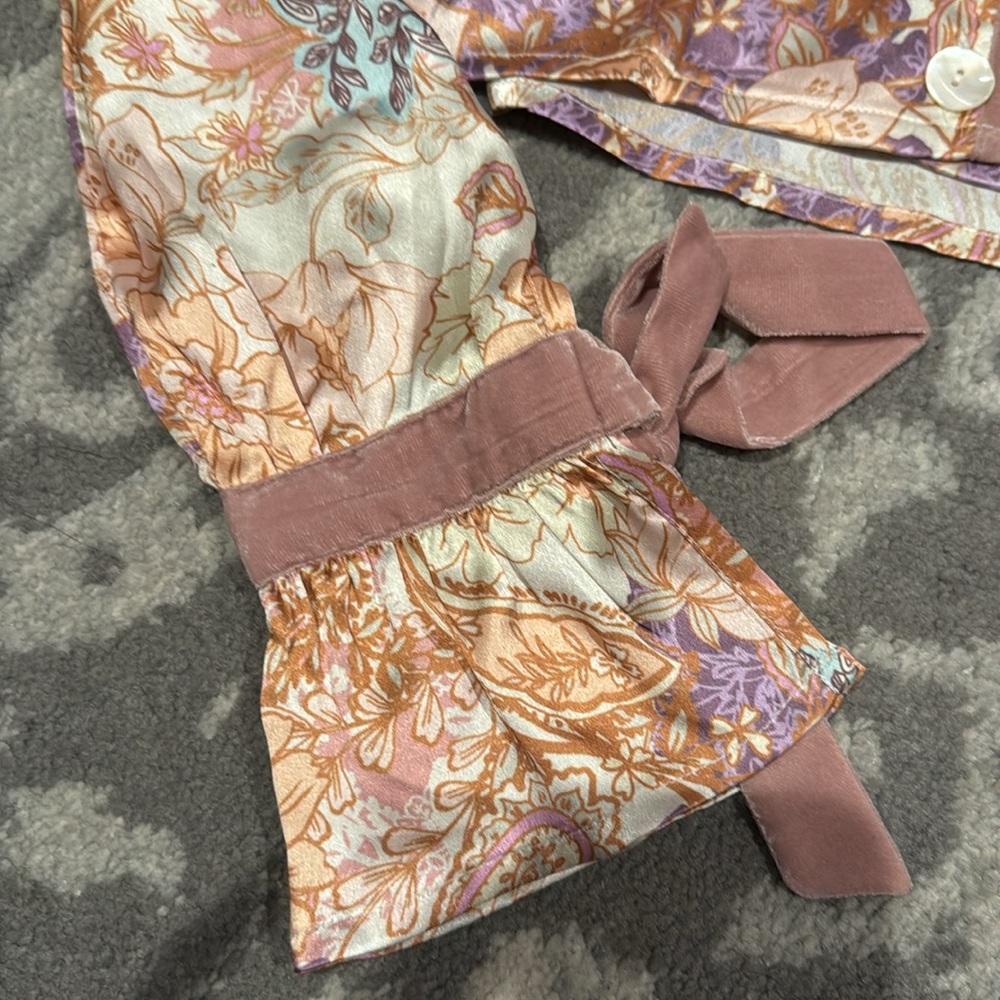 Beach Riot Satin Crop - Picture 2 of 4